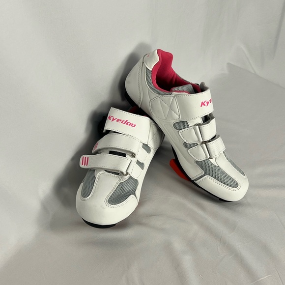 Kyedoo Women’s EU 39 White/pink Clip in the cycling shoes for Peloton - Picture 2 of 10